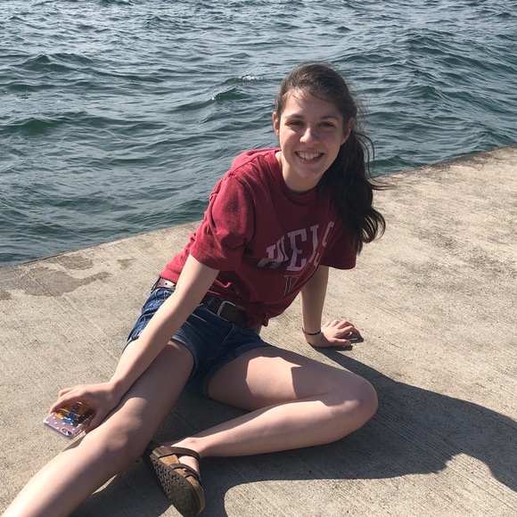 Meet your Posher, Katherine - Picture 1 of 1